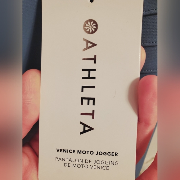 NWT Athleta Venice Moto Jogger. Blue. Size 3X. Plus size. 27" inseam. - Picture 5 of 12